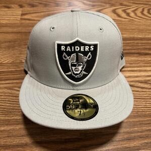 Oakland Raiders Hat Cap Mens Size 7 1/2 Fitted Adult NFL Football New Era